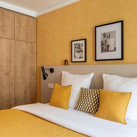 New - Appt Style Le Corbusier Avec Balcon - 8 Pers Apartment Paris Exterior foto