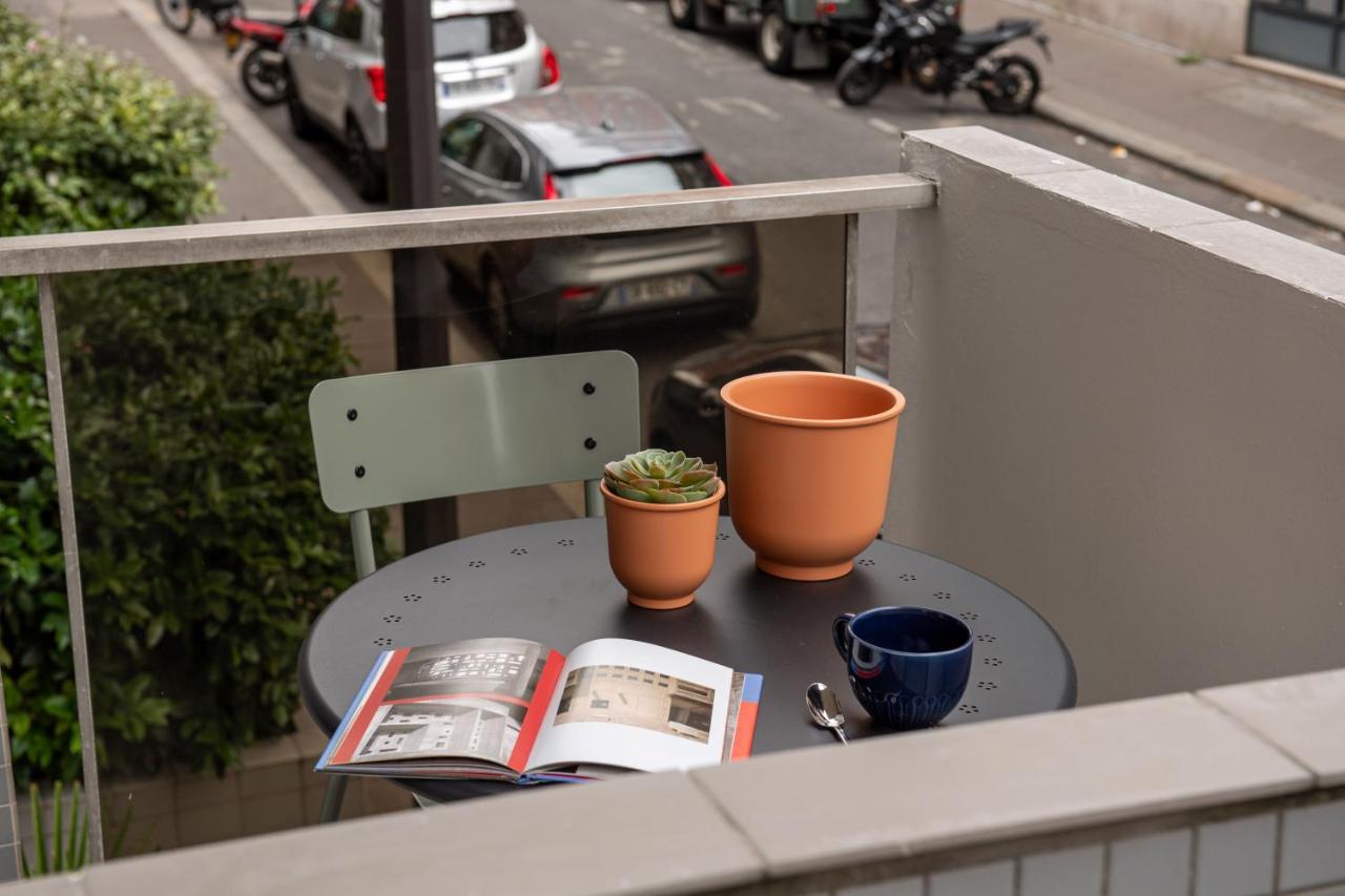 New - Appt Style Le Corbusier Avec Balcon - 8 Pers Apartment Paris Exterior foto