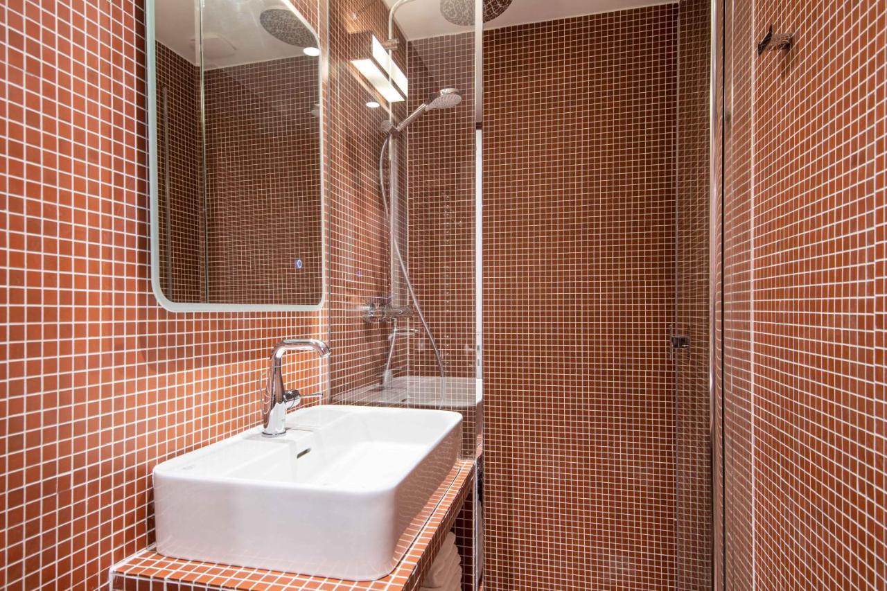 New - Appt Style Le Corbusier Avec Balcon - 8 Pers Apartment Paris Exterior foto